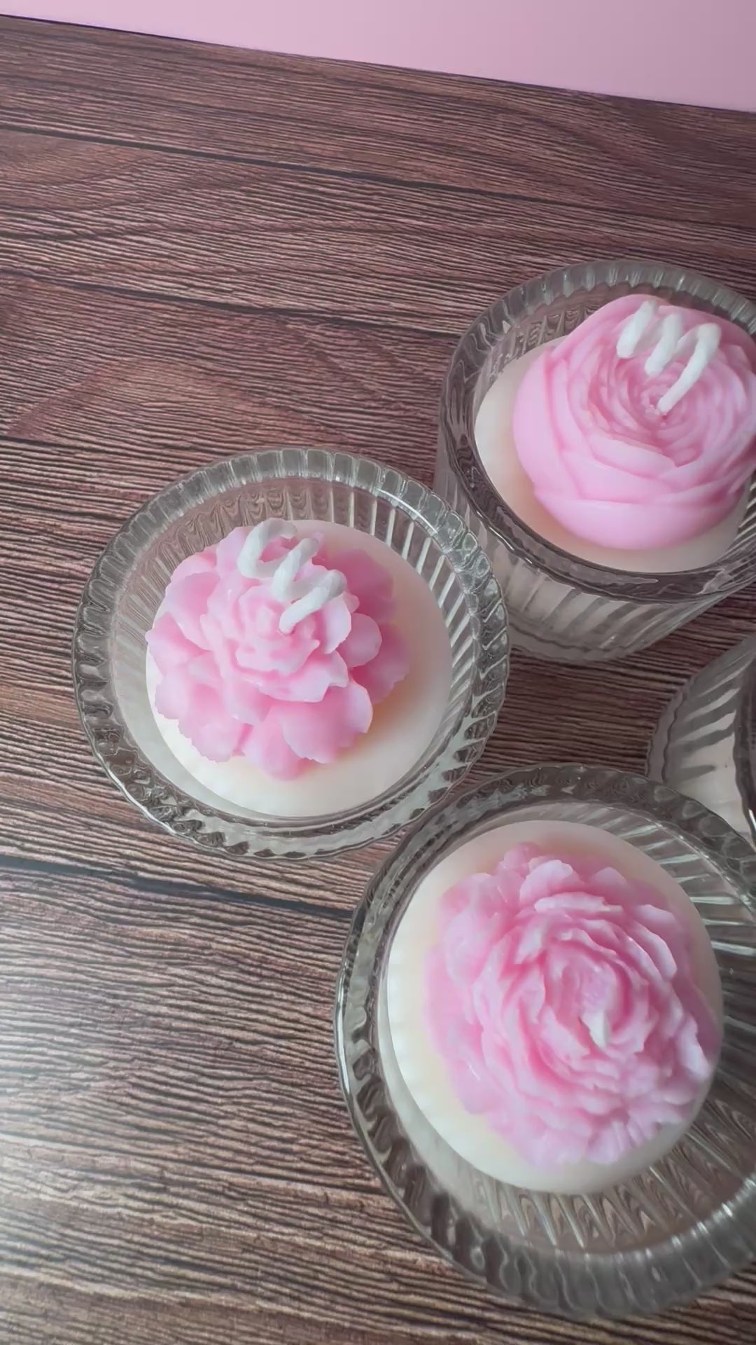 candele tealight in vetro con fiori in cera di soia profumati